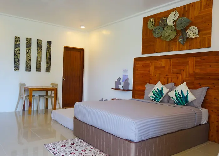 Gem's Paradise Hotel 3*