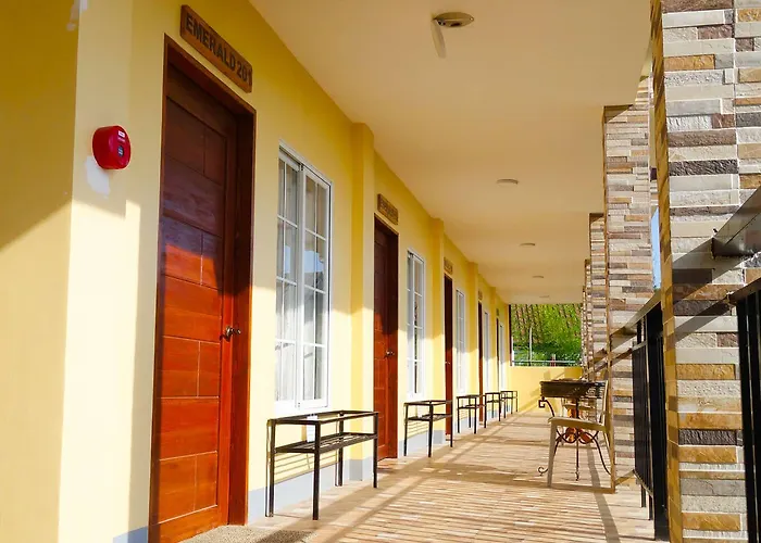 Hotel Gem's Paradise